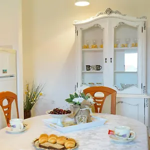  Hébergement de vacances Jardin With Free Cowered Parking